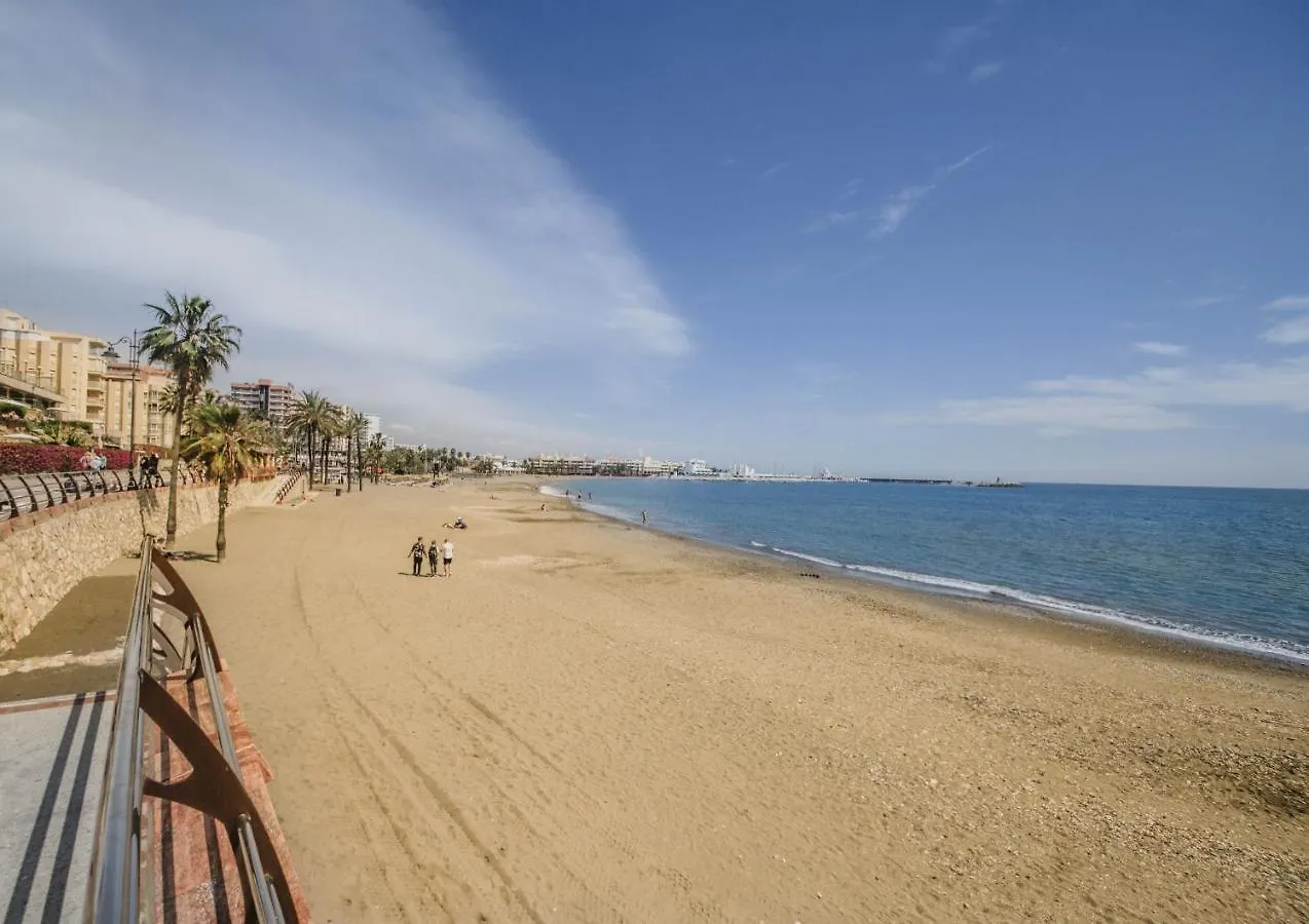 アパート Estupendo Apartamento Con Vistas Al Mar ベナルマデナ