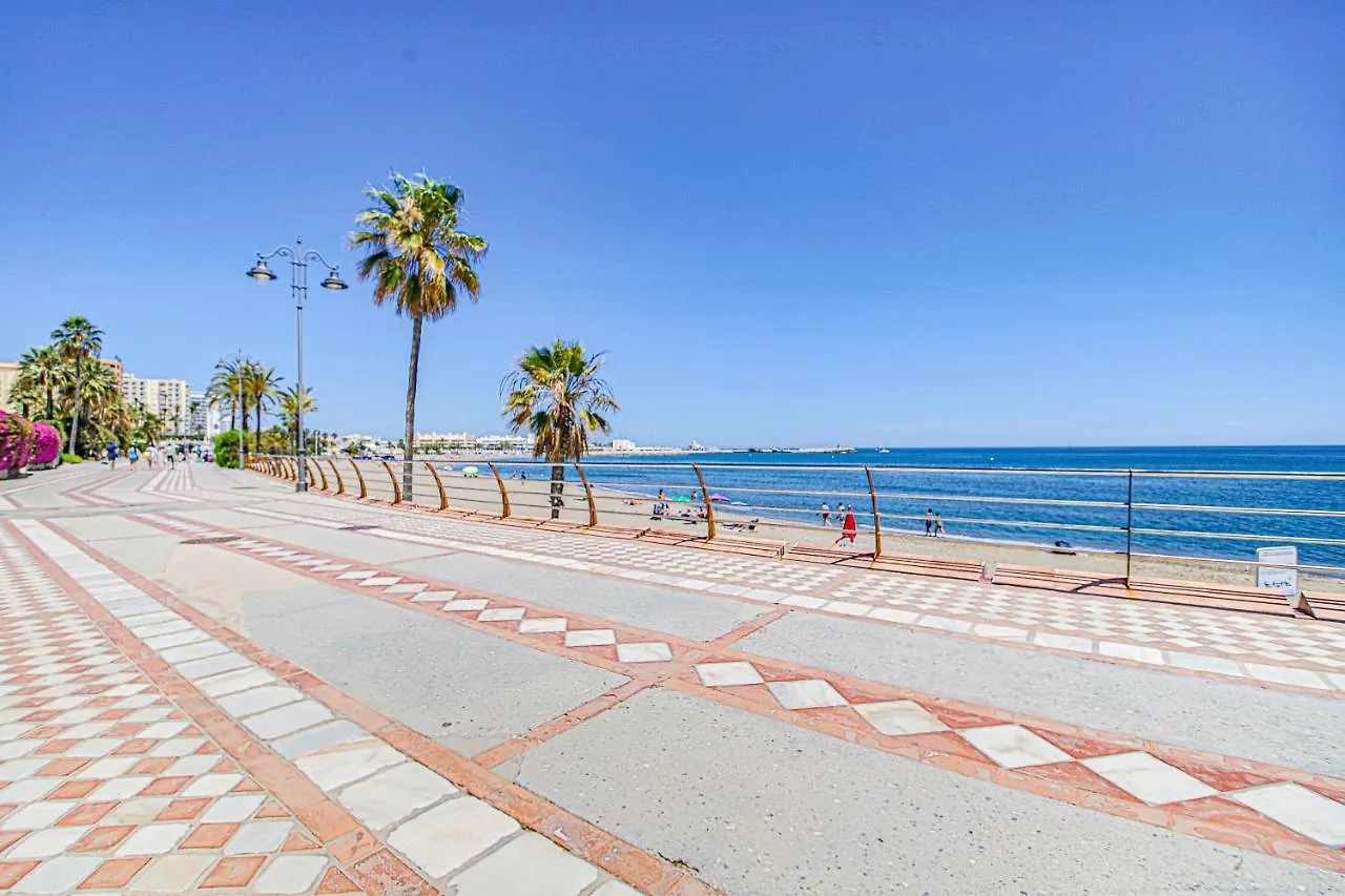 Estupendo Apartamento Con Vistas Al Mar ベナルマデナ アパート